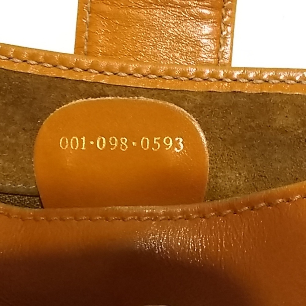 GUCCI RARE genuine leather purse/handbag - Picture 6 of 8